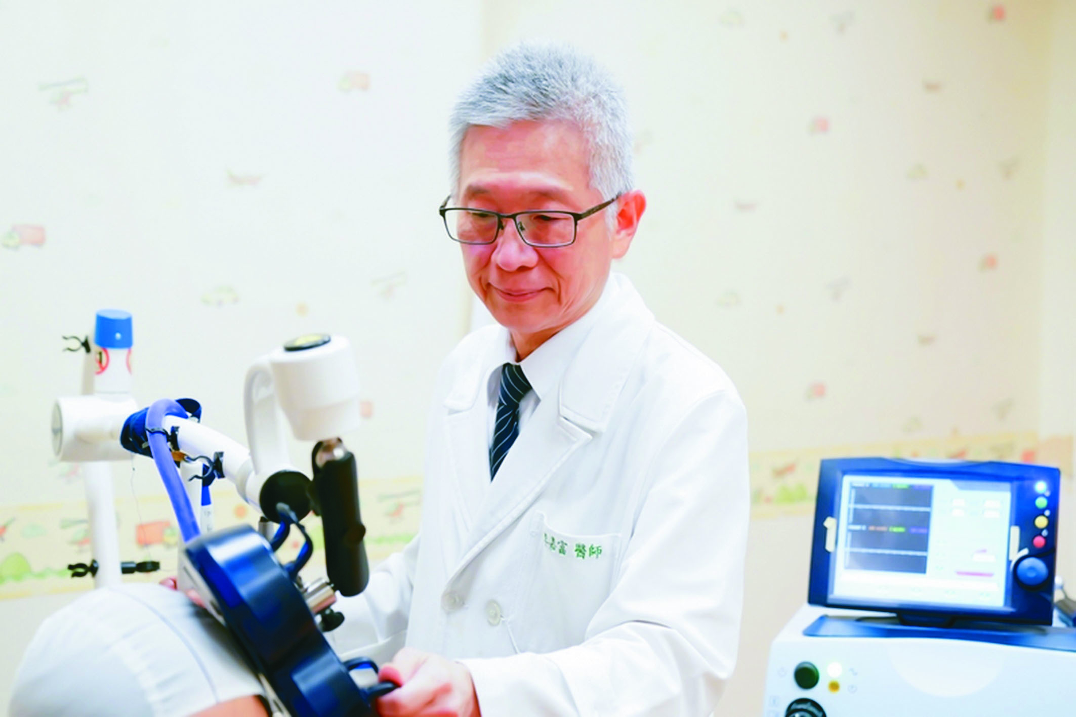 強迫症想挖眼球 手術改善 重複穿顱磁刺激術 緩解焦慮