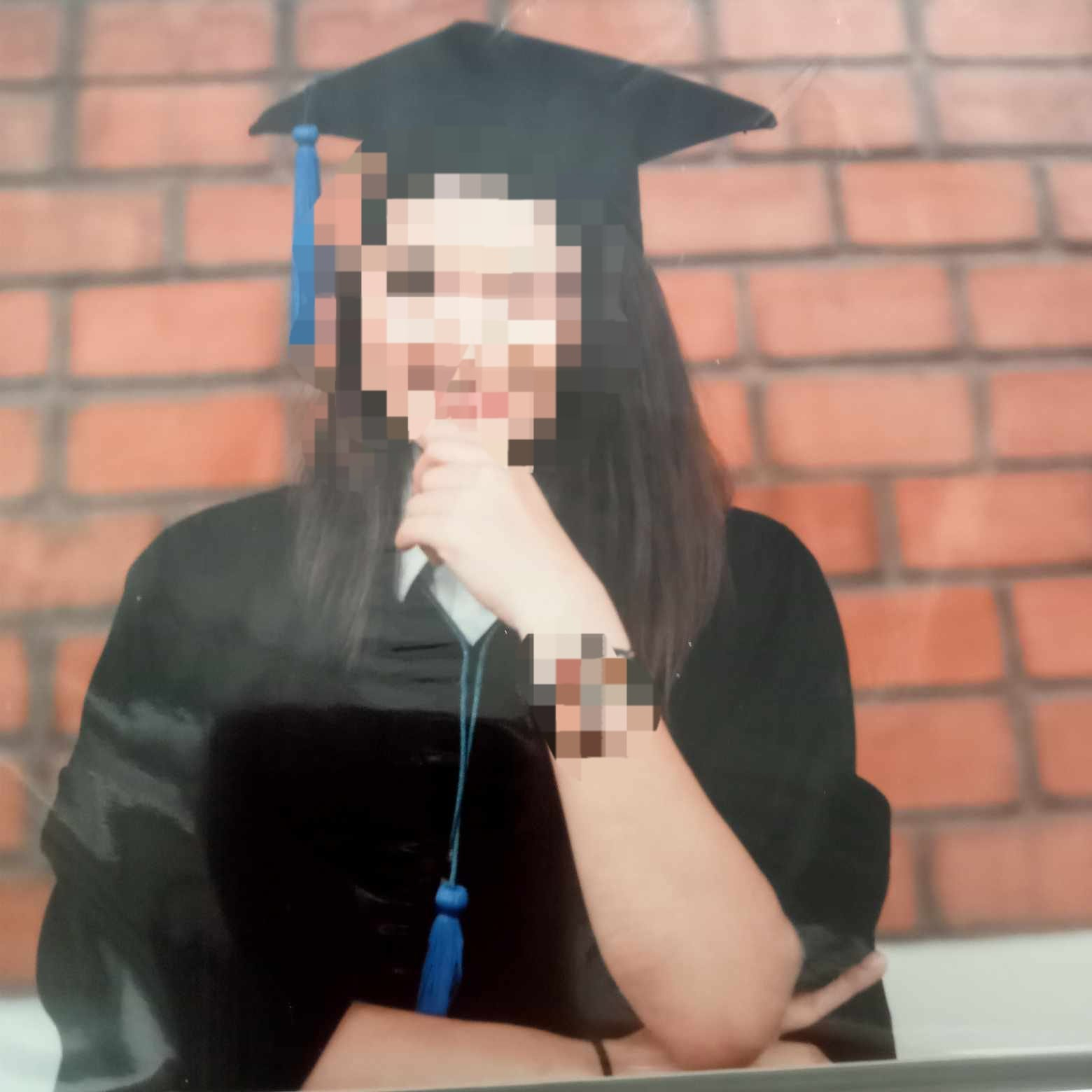 宿舍看管員丈夫醉酒砸門 慌神女大生墜樓亡