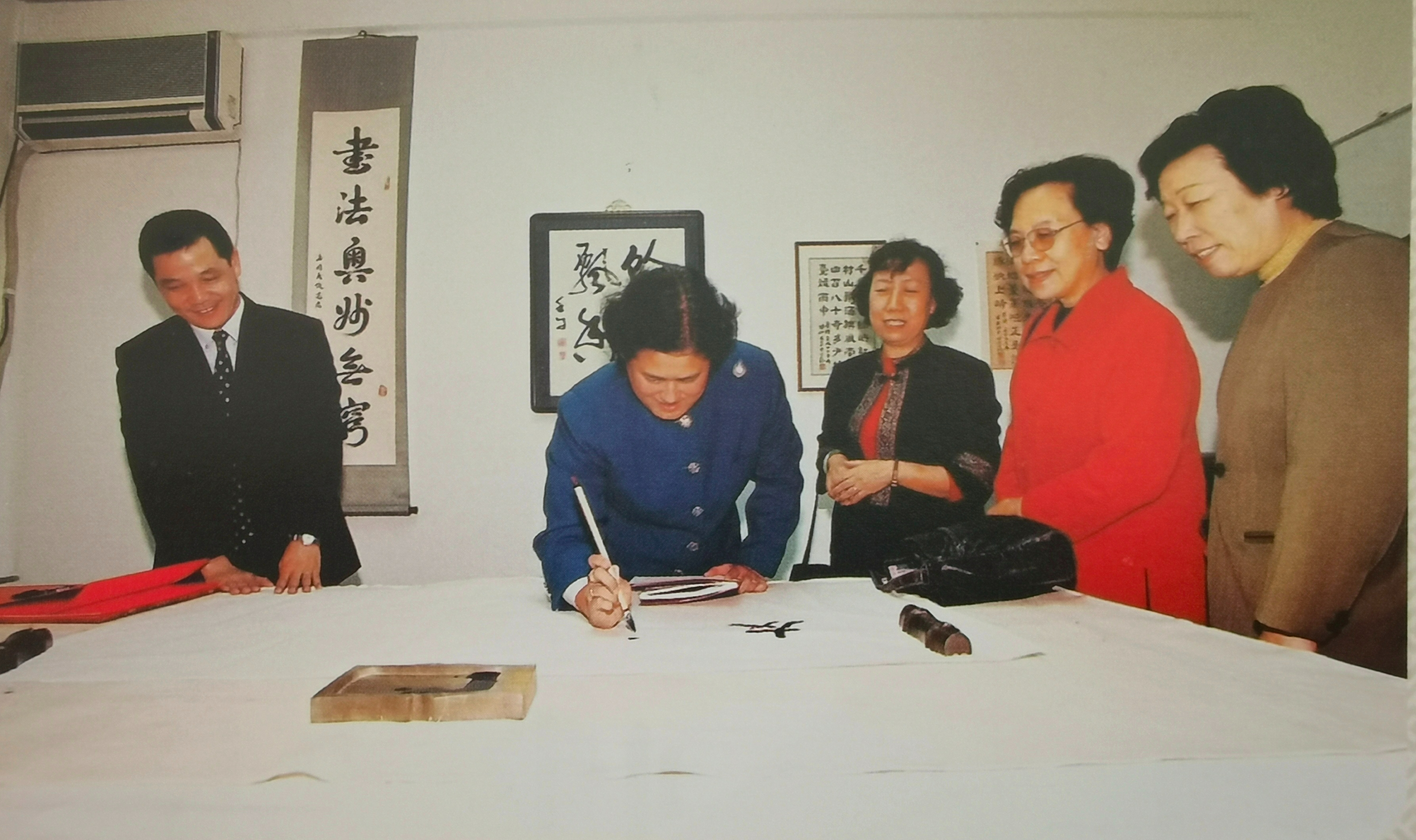 中國志願者赴泰開展中文教育20年作用何在？