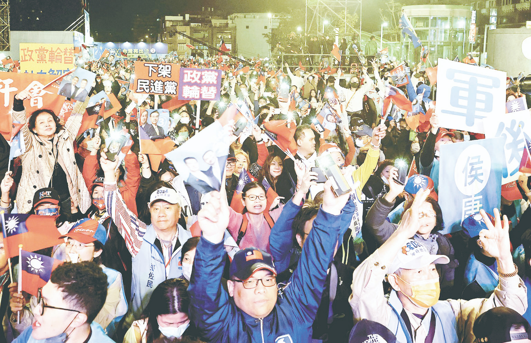 選前黃金周 藍綠白大拚場