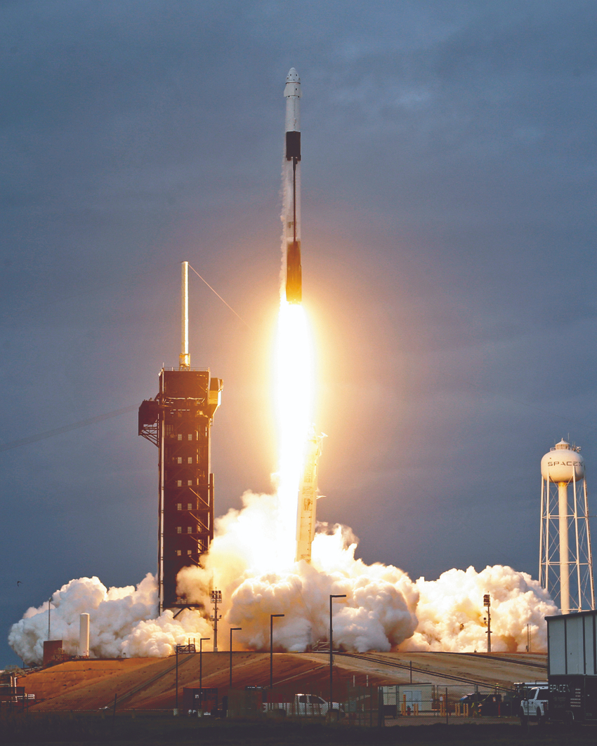 SpaceX升空 送4歐洲人上太空站