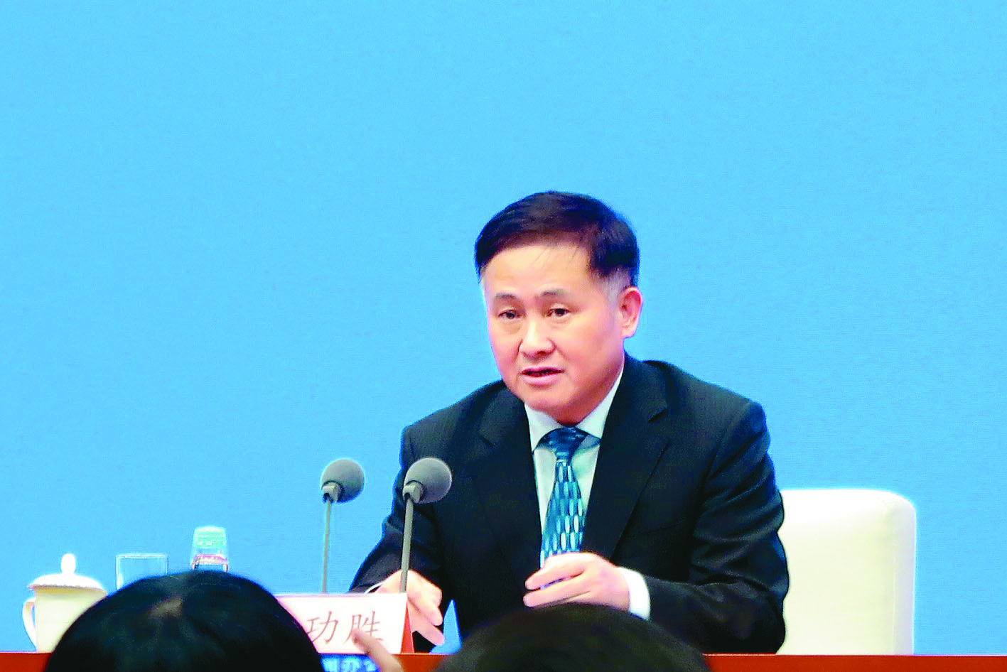人行突襲降準2碼 放錢1兆元