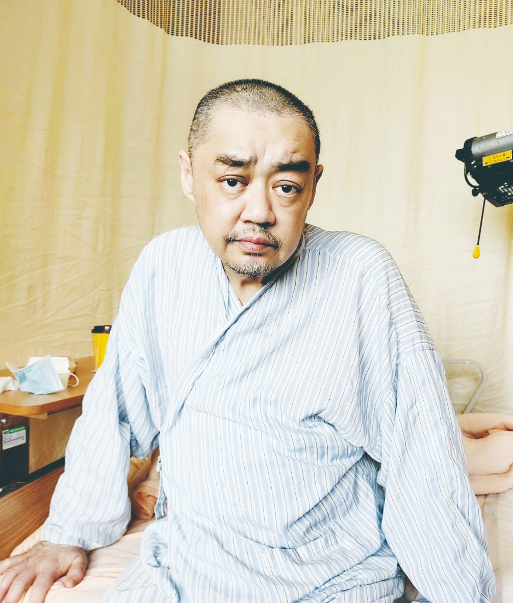 跌倒顱內出血 吾爾開希：我現在挺好