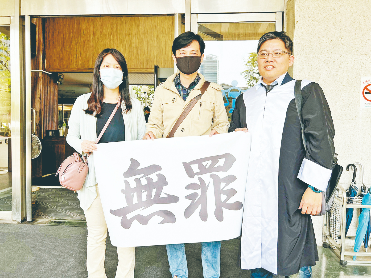 被誣搶劫囚2年 軍法含冤27年平反