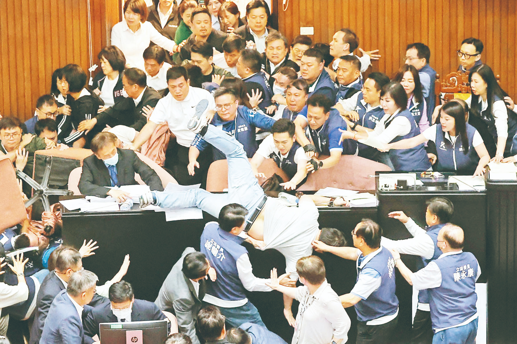 國會改革輿論戰 藍綠全台開打
