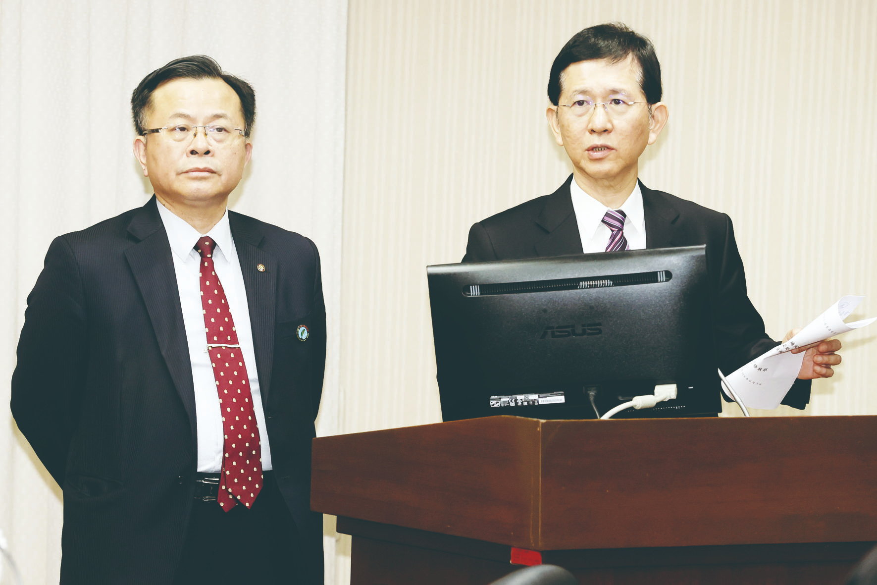 菜鳥內閣團隊 頻頻暴衝失言
