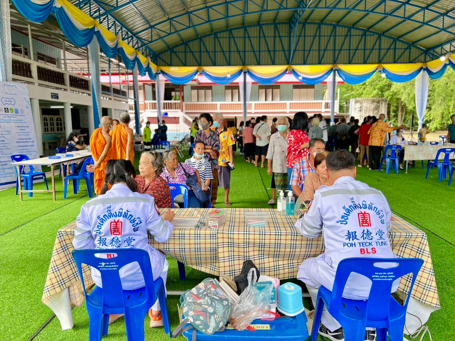 報德善堂醫療隊服務曼谷內地民眾